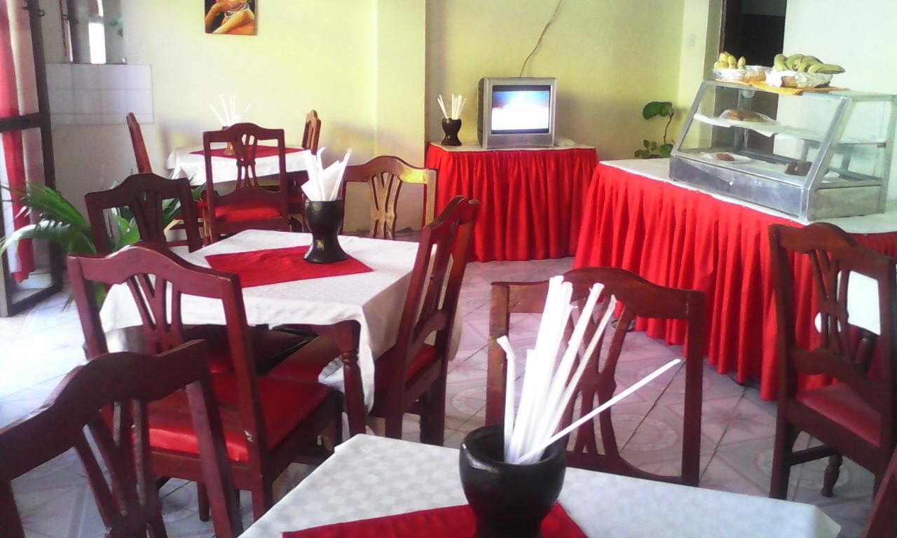Riversand Hotel Kisumu Eksteriør bilde