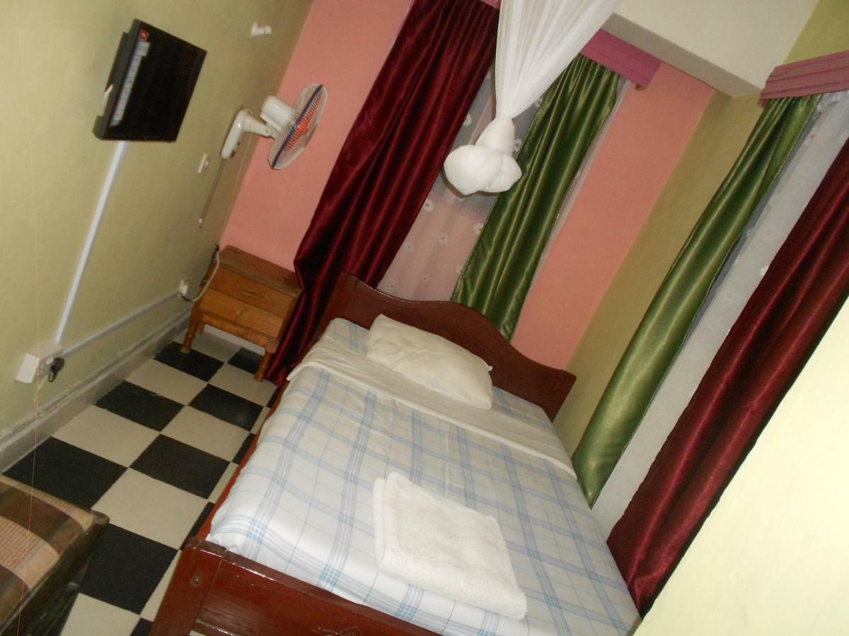Riversand Hotel Kisumu Eksteriør bilde